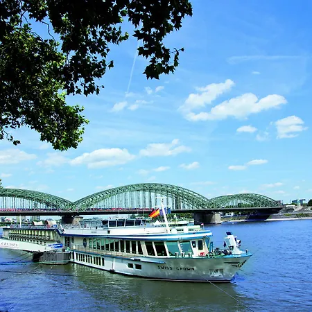 Hotel Crossgates Hotelship 3 Star - Osthafen - Frankfurt Frankfurt am Main