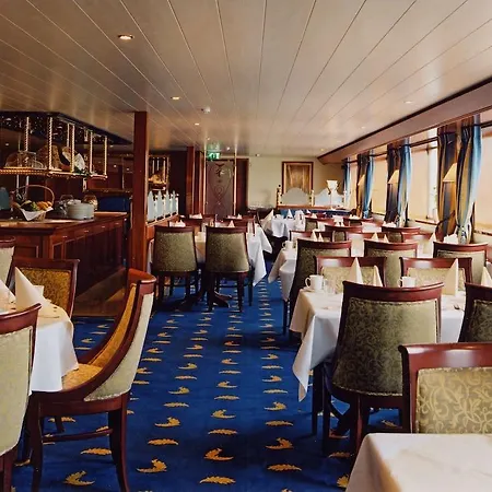 Hotel Crossgates Hotelship 3 Star - Osthafen - Frankfurt 3*