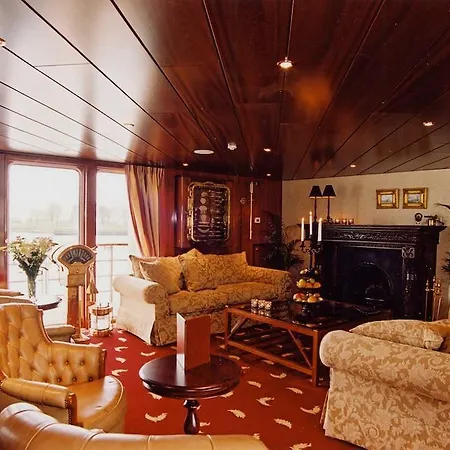Hotel Crossgates Hotelship 3 Star - Osthafen - Frankfurt 3*